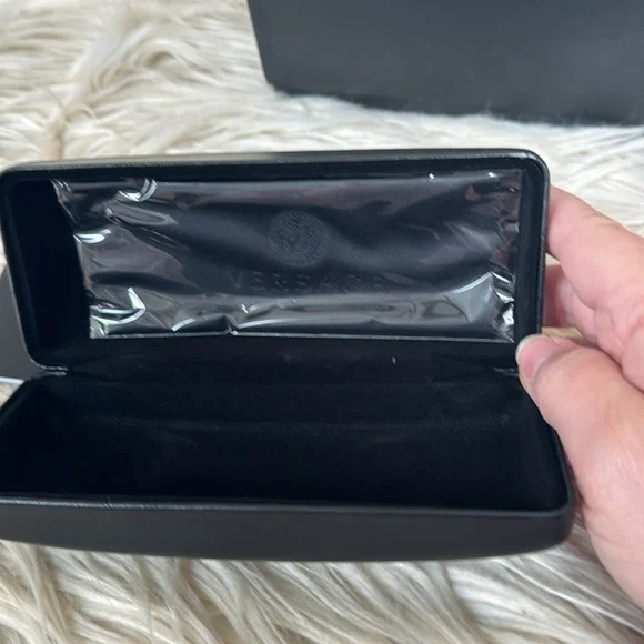 Brand new Versace Havana sunglasses - Picture 7 of 9